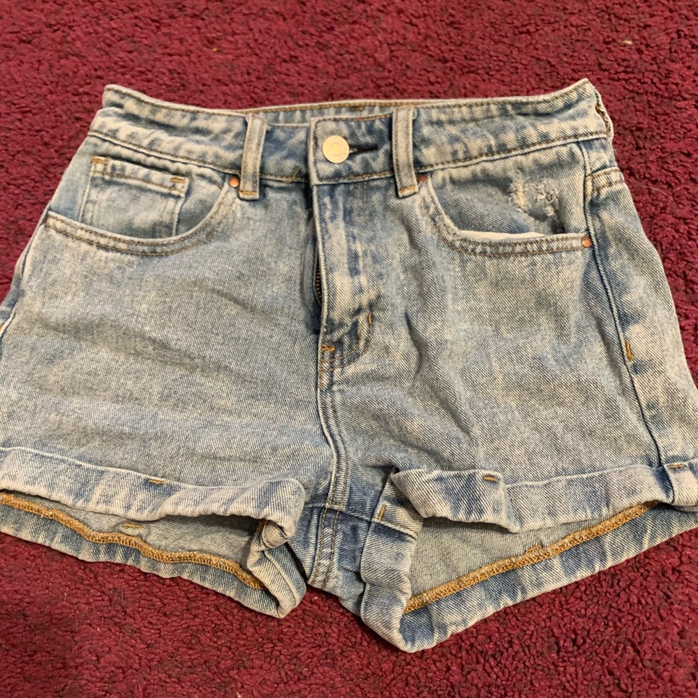 pacsun mom shorts !